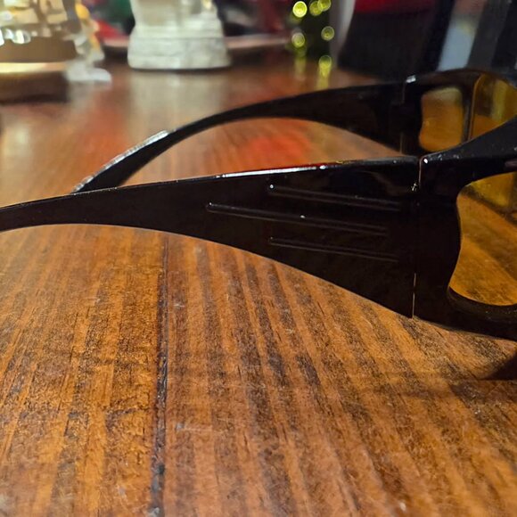 Amber Fitover Blue Light Blocking Glasses - Picture 3 of 6